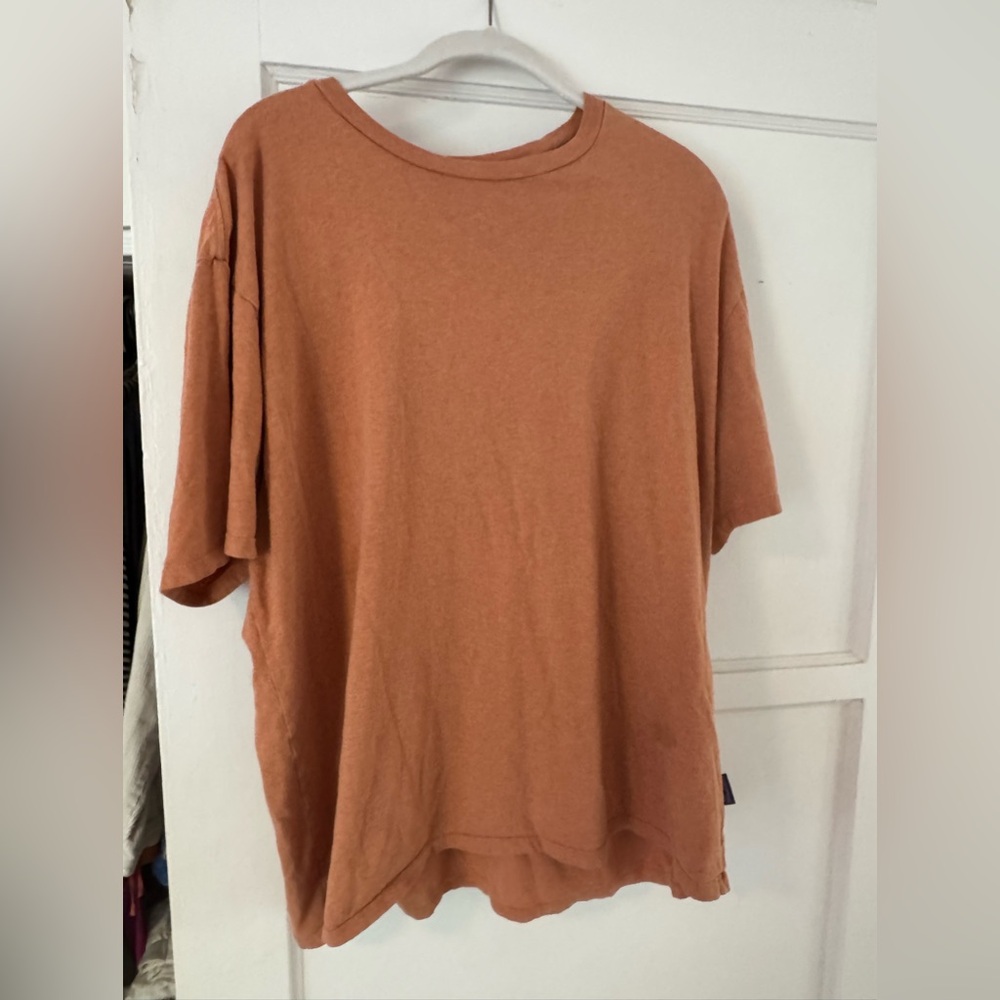 Men’s Patagonia tee